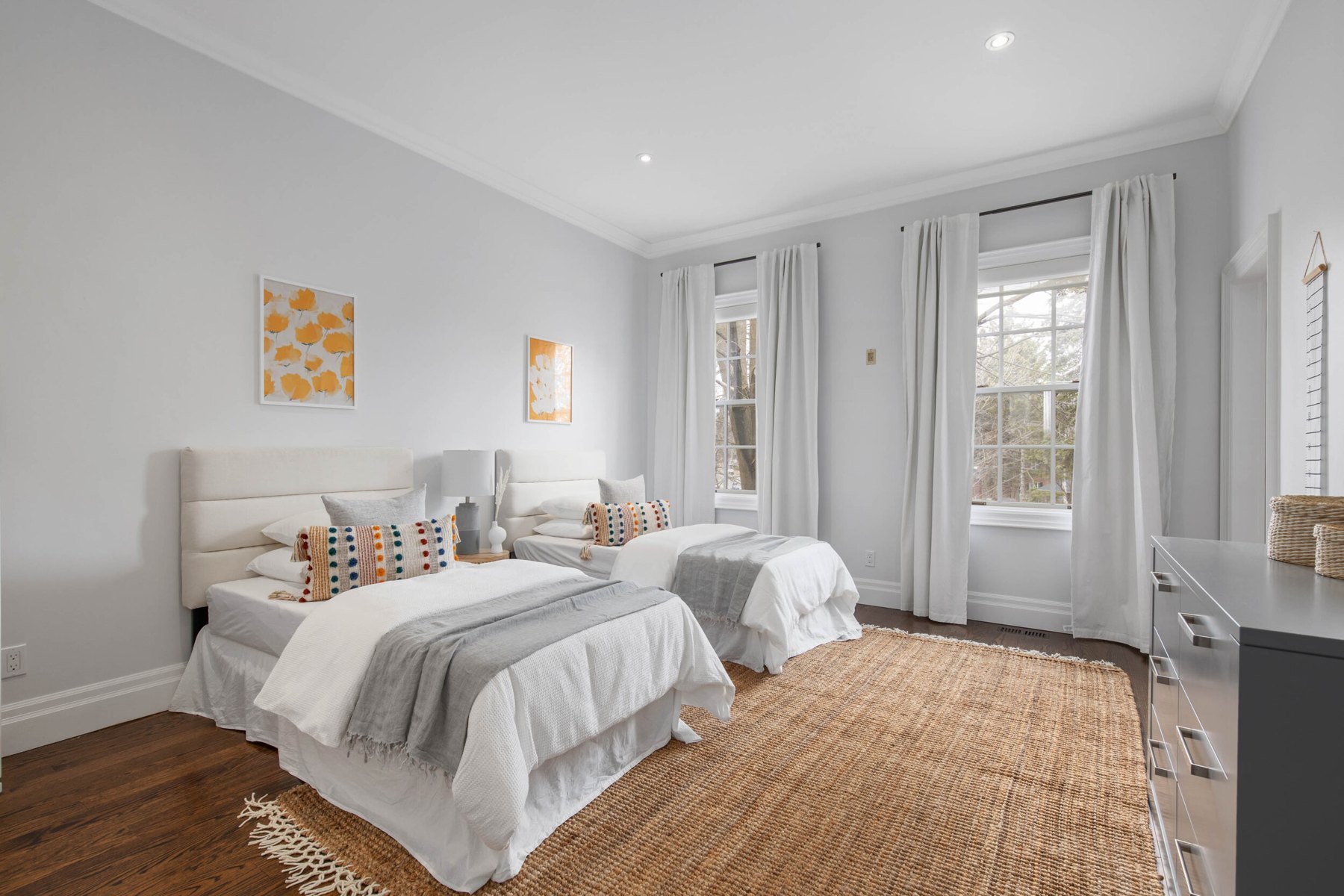 Calm bedroom with neutral linens